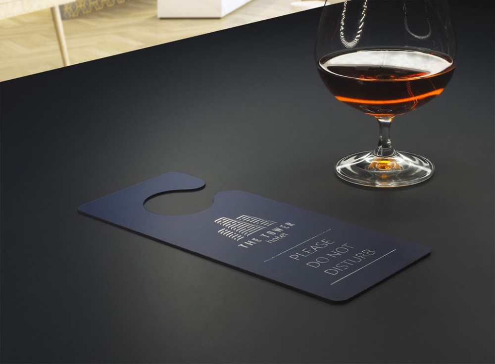 Лого трейд pекламные подарки фото: Информационная бирка на дверь в гостинице 1159094